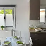 Acogedor Con Vistas