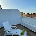 Lägenhet Acogedor Con Vistas *