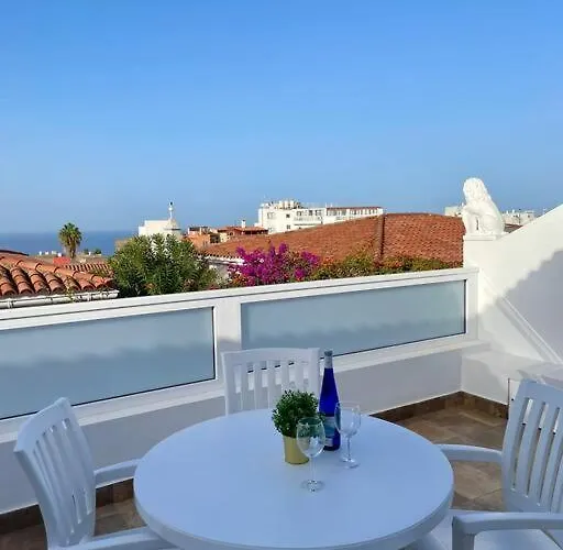 Acogedor Con Vistas